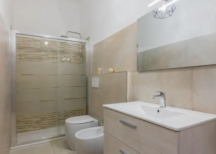 Porta Nuova - Centro Elegante Con Wi-fi Apartament